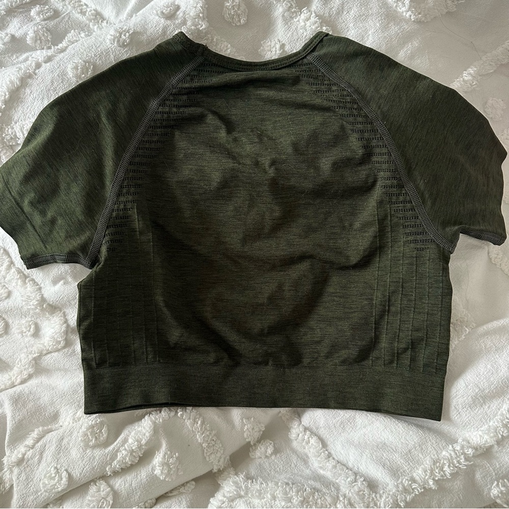 Alphalete Amplify Top - Picture 2 of 3